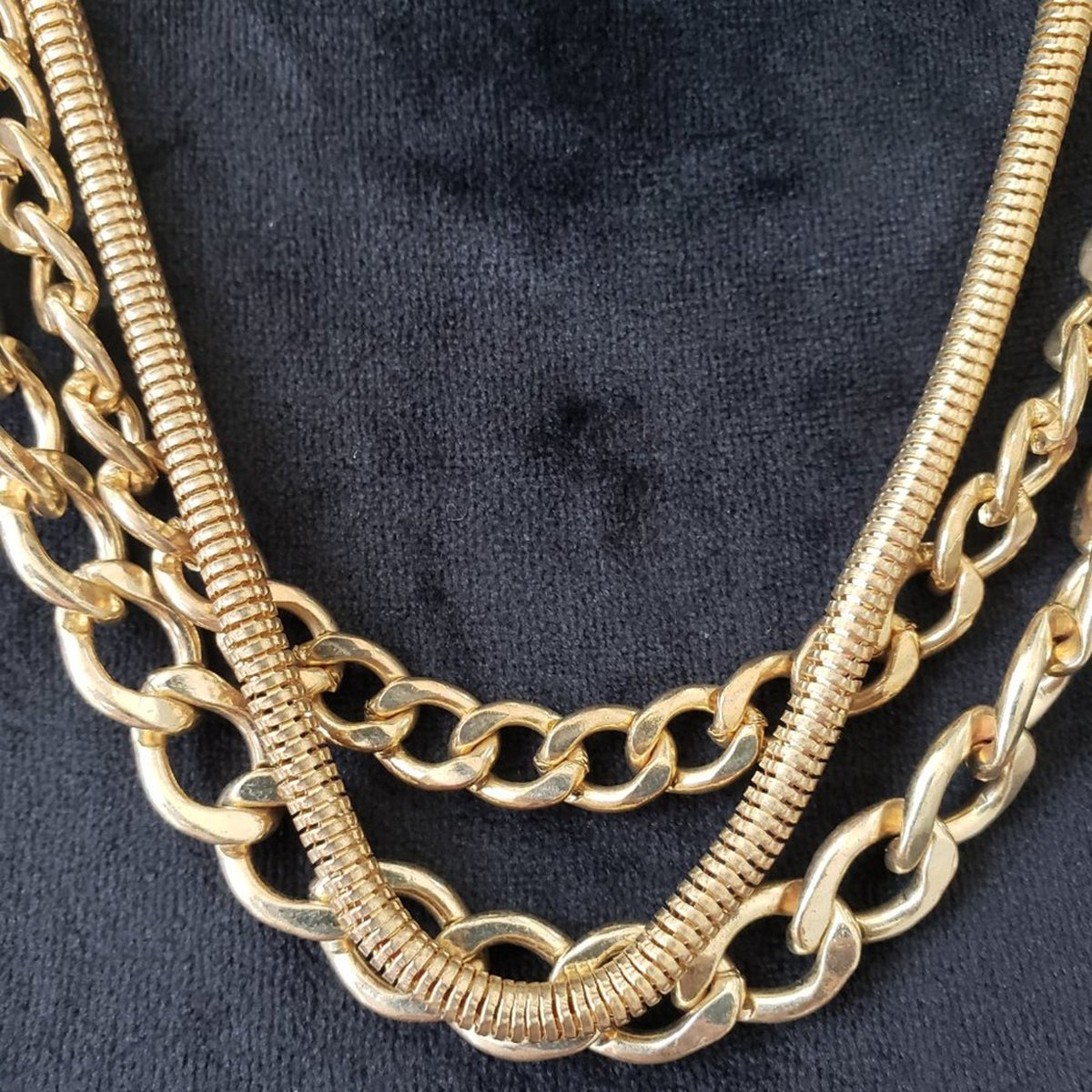 Womens Fashion Triple Layer Gold Tone Chain Collar Necklace with Lobster Clasp