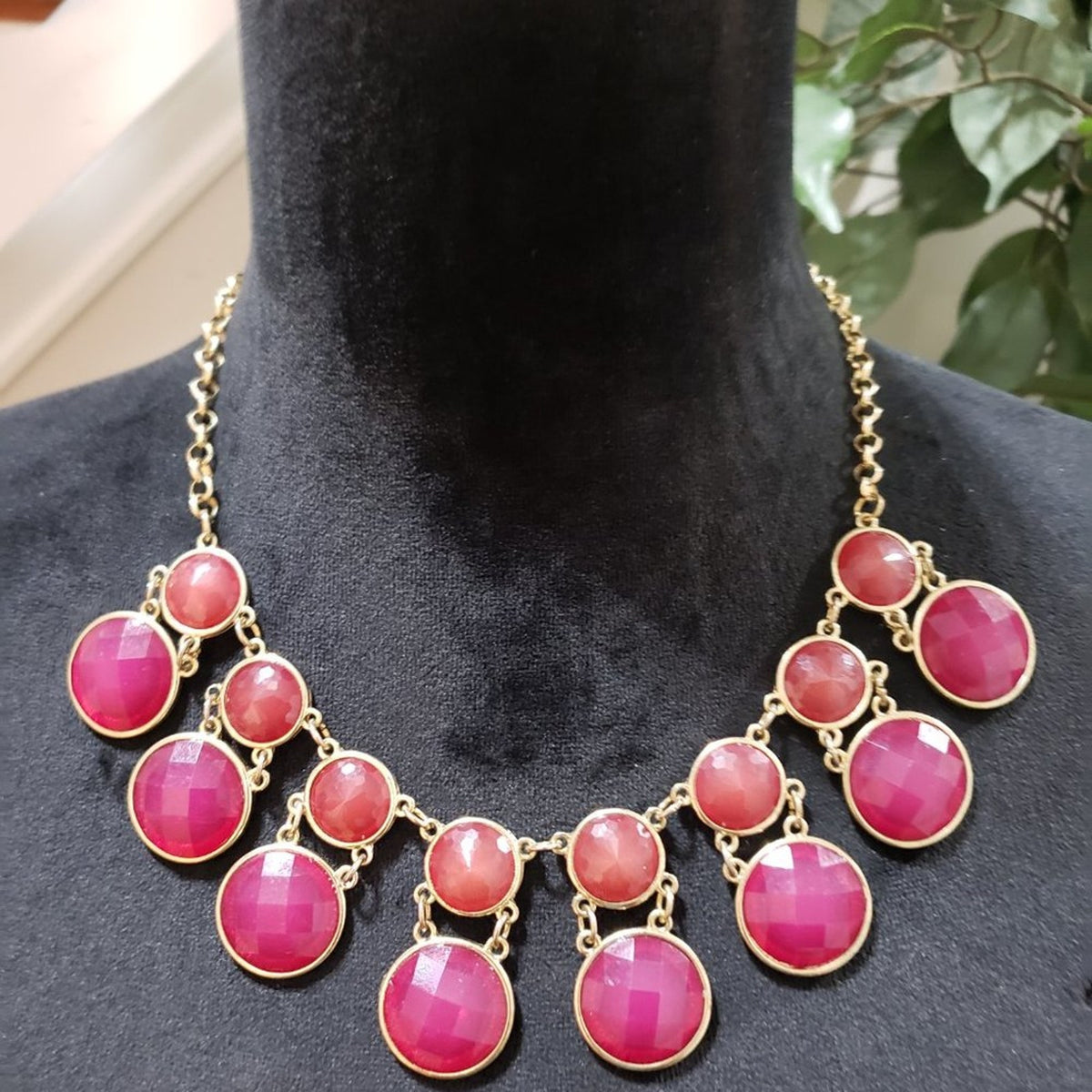 Womens Beautiful Rhinestone Beaded Collar Necklace with Lobster Clasp