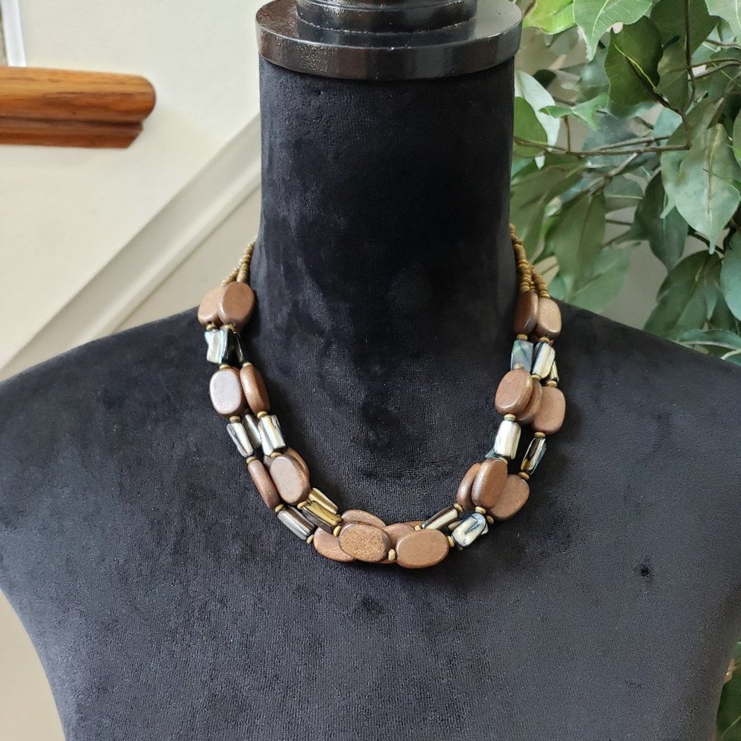 Women's Vintage Necklace Brown Bohemian Wood Beaded Triple strand