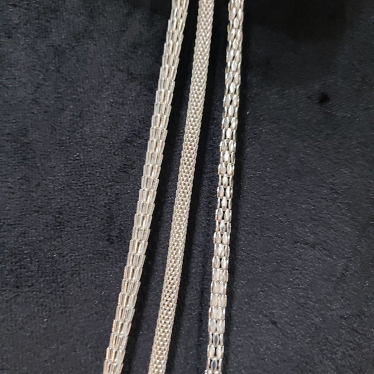 Womens Fashions Triple Layered Silver Chain Necklace Jewelry with Lobster Clasp