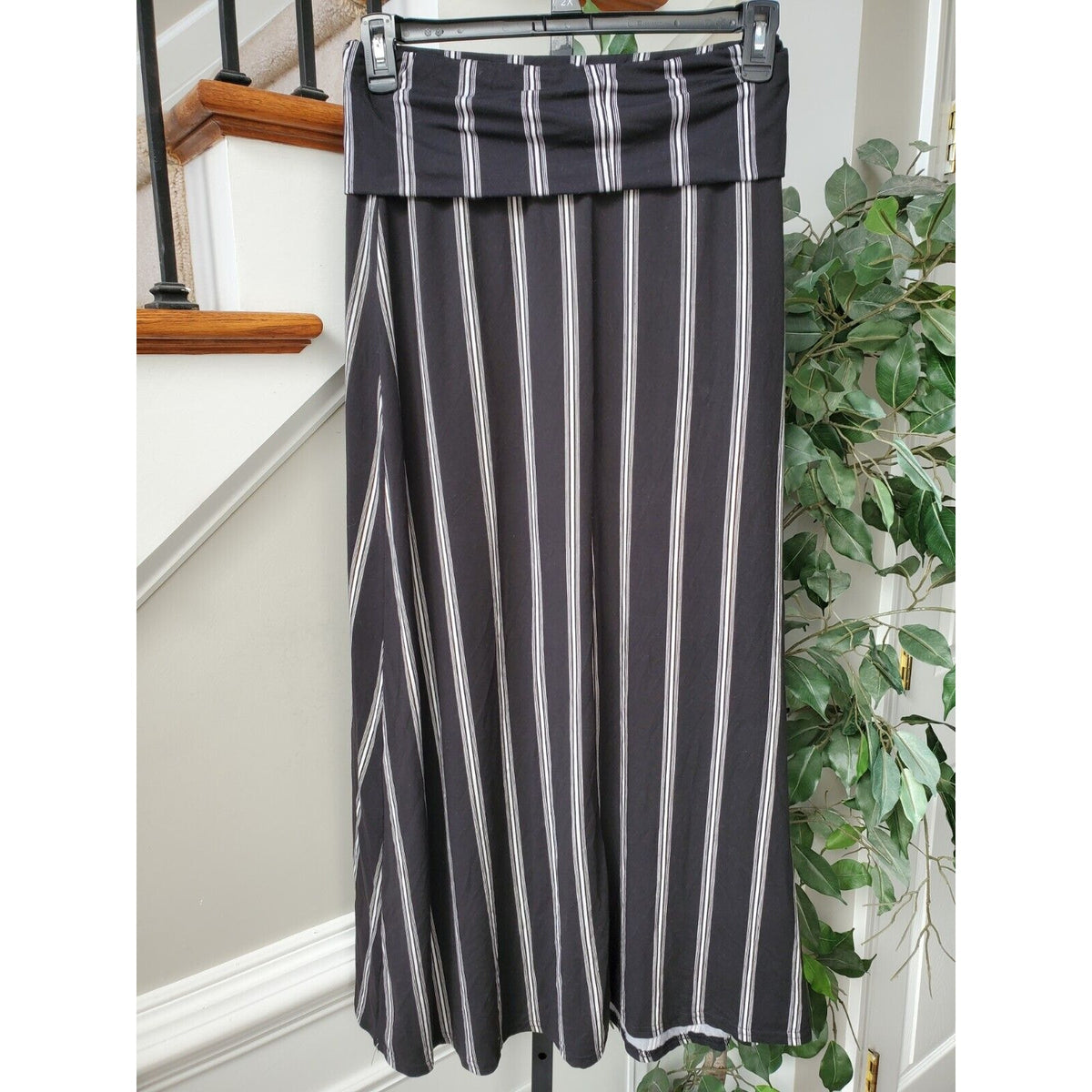NYC Women Black Striped Polyester Pull On A-Line Casual Long Maxi Skirt Size L