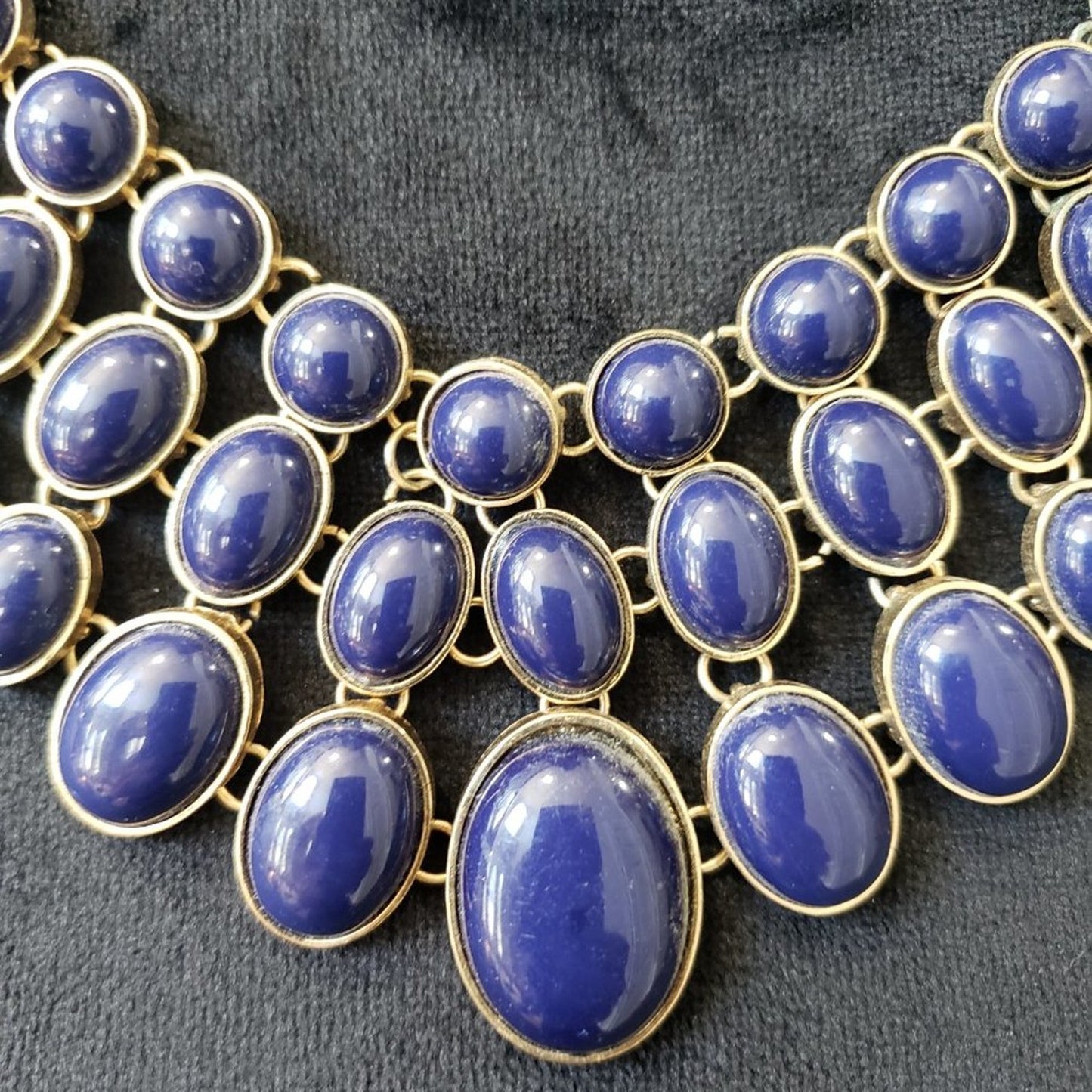 Womens Fashions Gold Purple Triangle Statement Collar Necklace with Lobster Clas