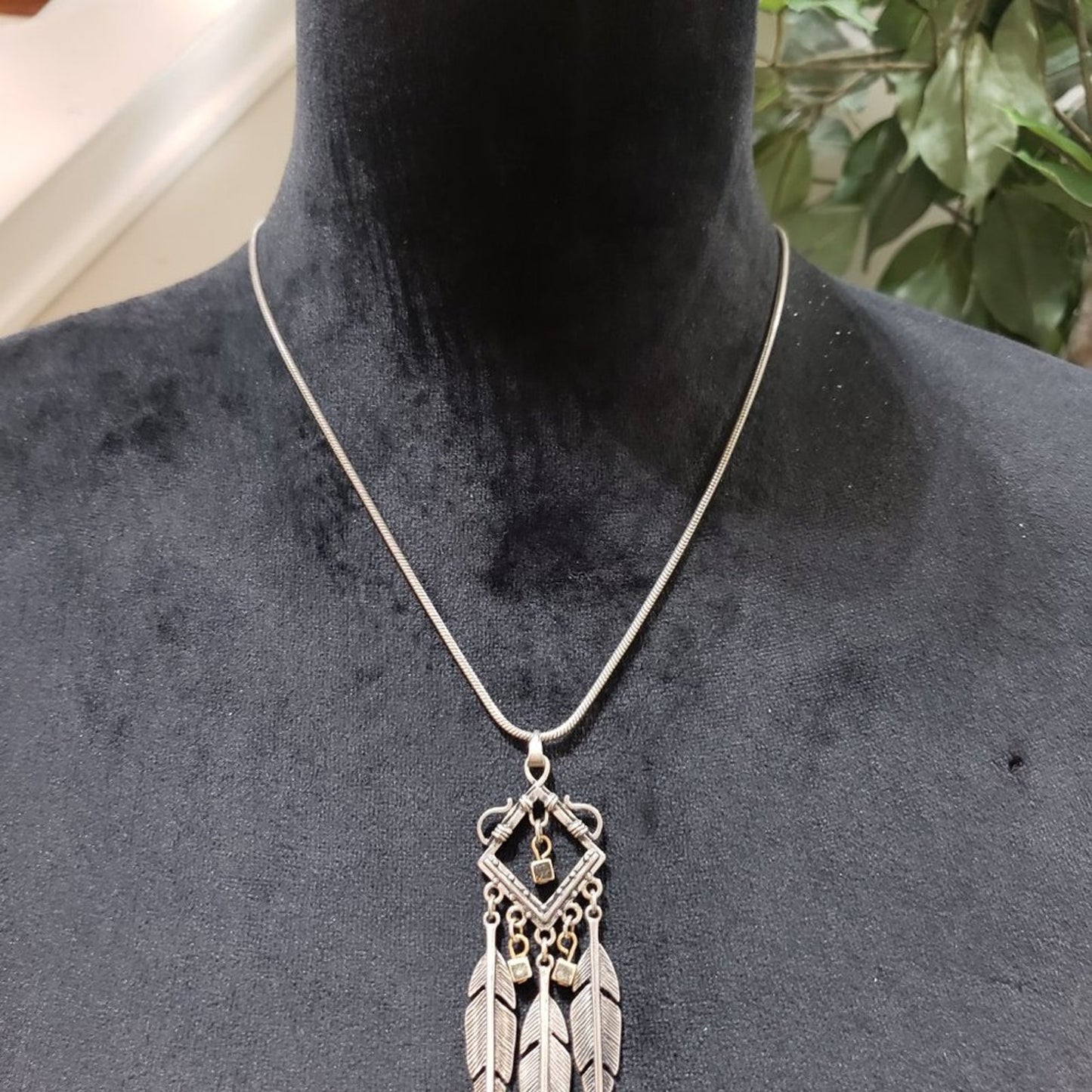 Womens Boho & Hippie Style Silver Gold Tone Stylish Feather Pendant Necklace