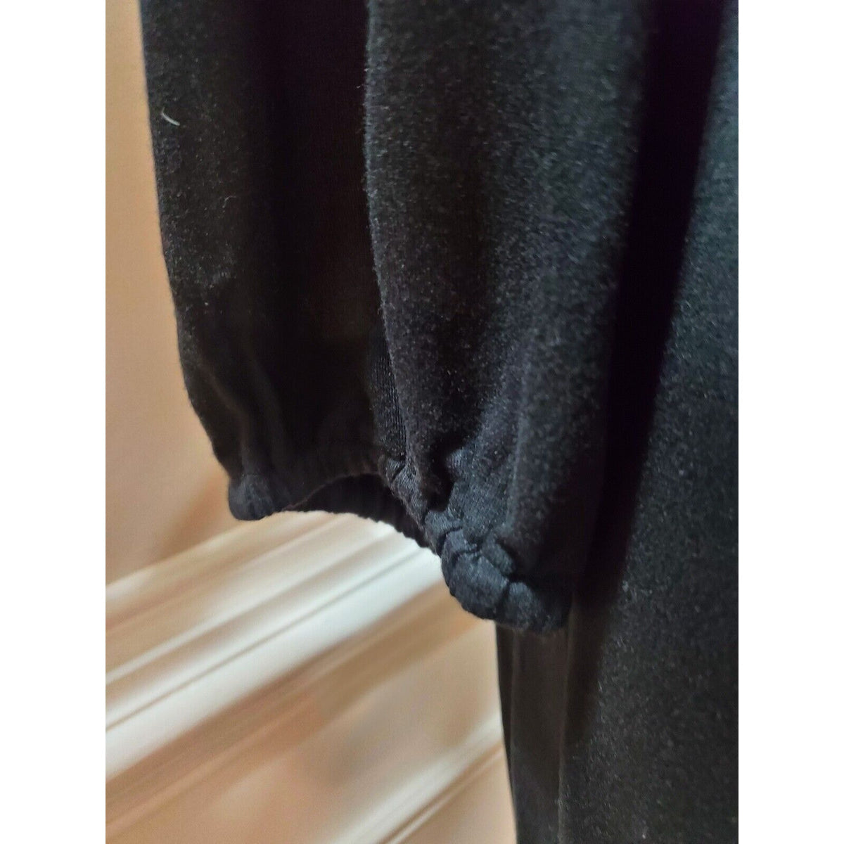 Chico's Women's Black Solid Viscose Off Shoulder Long Sleeve Knee Length Dress S