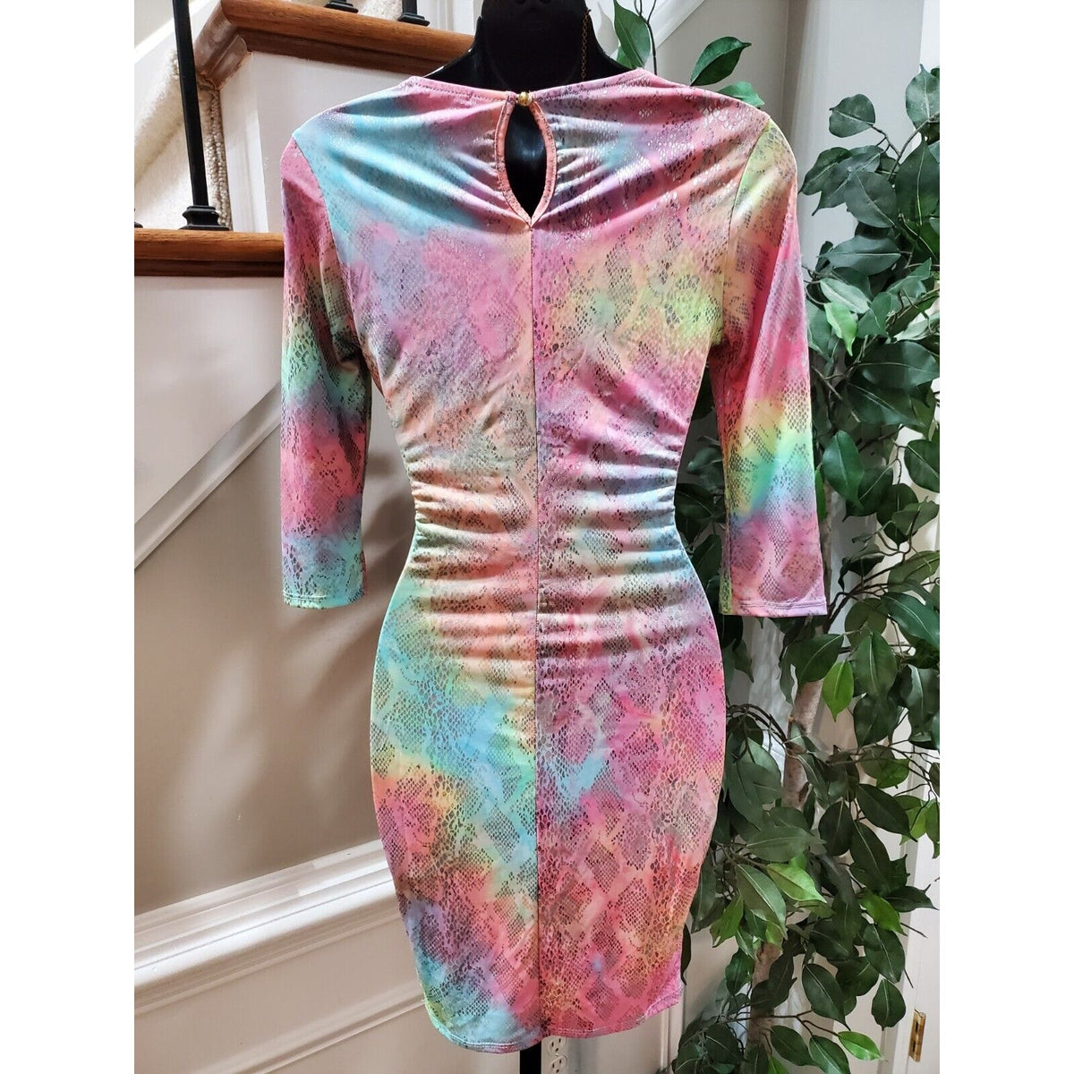Fashion Nova Women's Multicolor Polyester V-Neck 3/4 Sleeve Knee Length Dress S