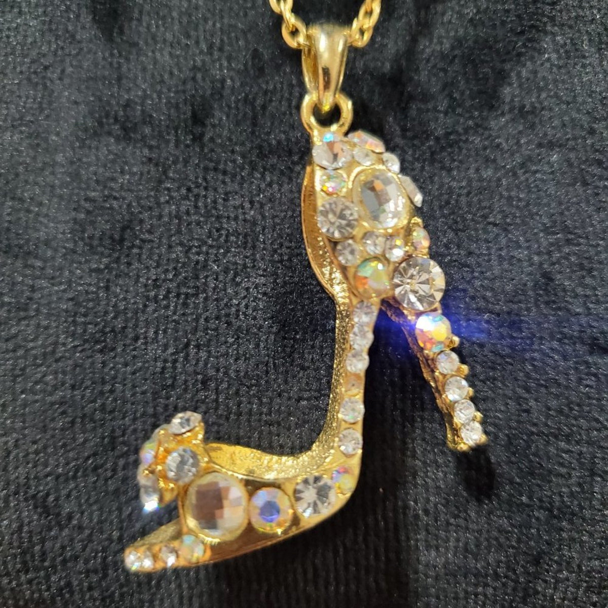 Women's Gold Tone Beaded High Heel Fashion Pendant Necklace