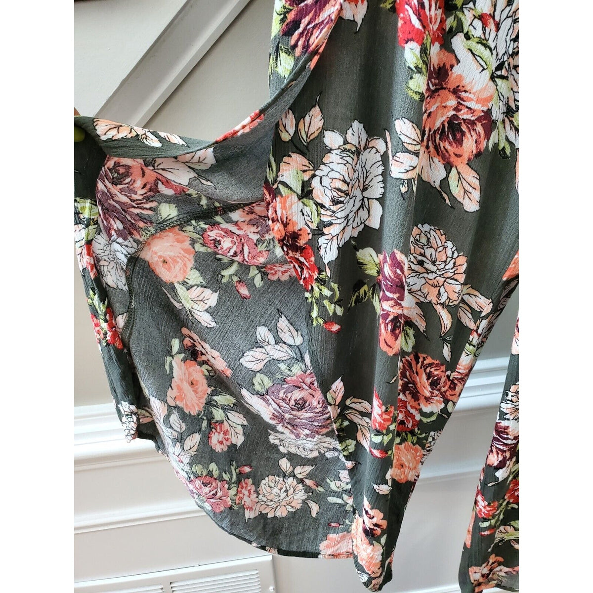 Xhilaration Women's Gray Floral 100% Rayon Comfort Waist Pull On Trouser Pant S