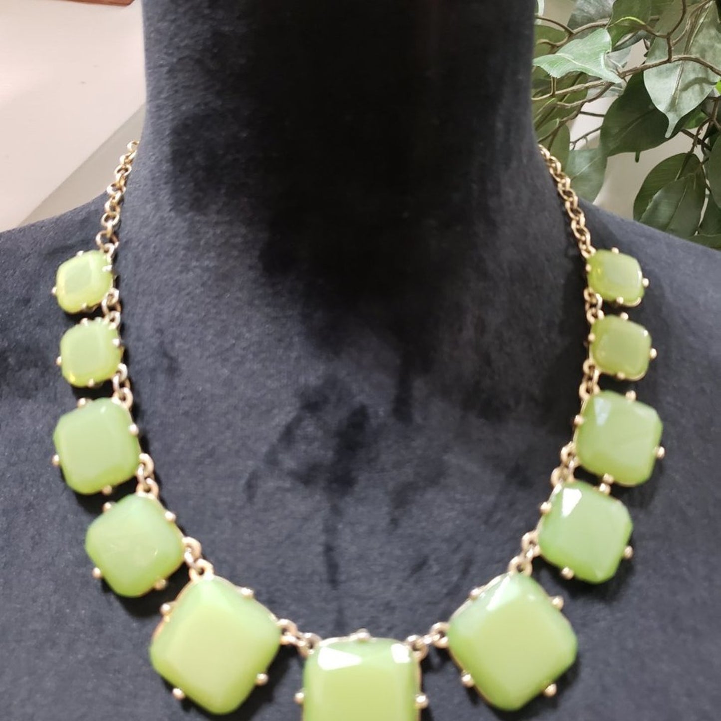 Womens Large Faceted Green Stone Statement Necklace