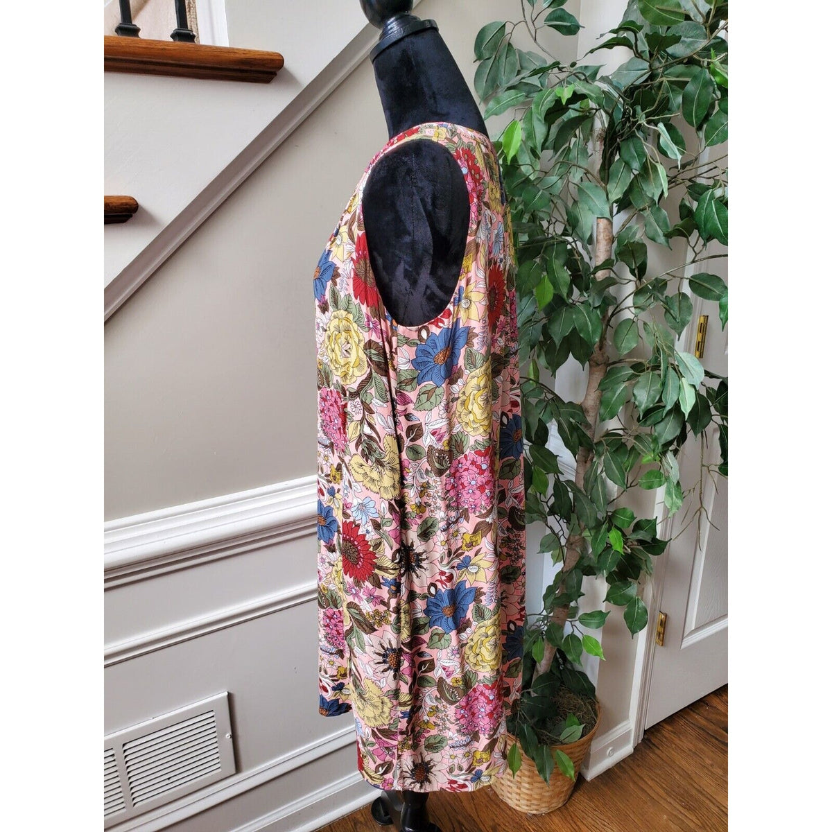 Loft Women's Floral Polyester V-Neck Sleeveless Casual Knee Length Dress Size L