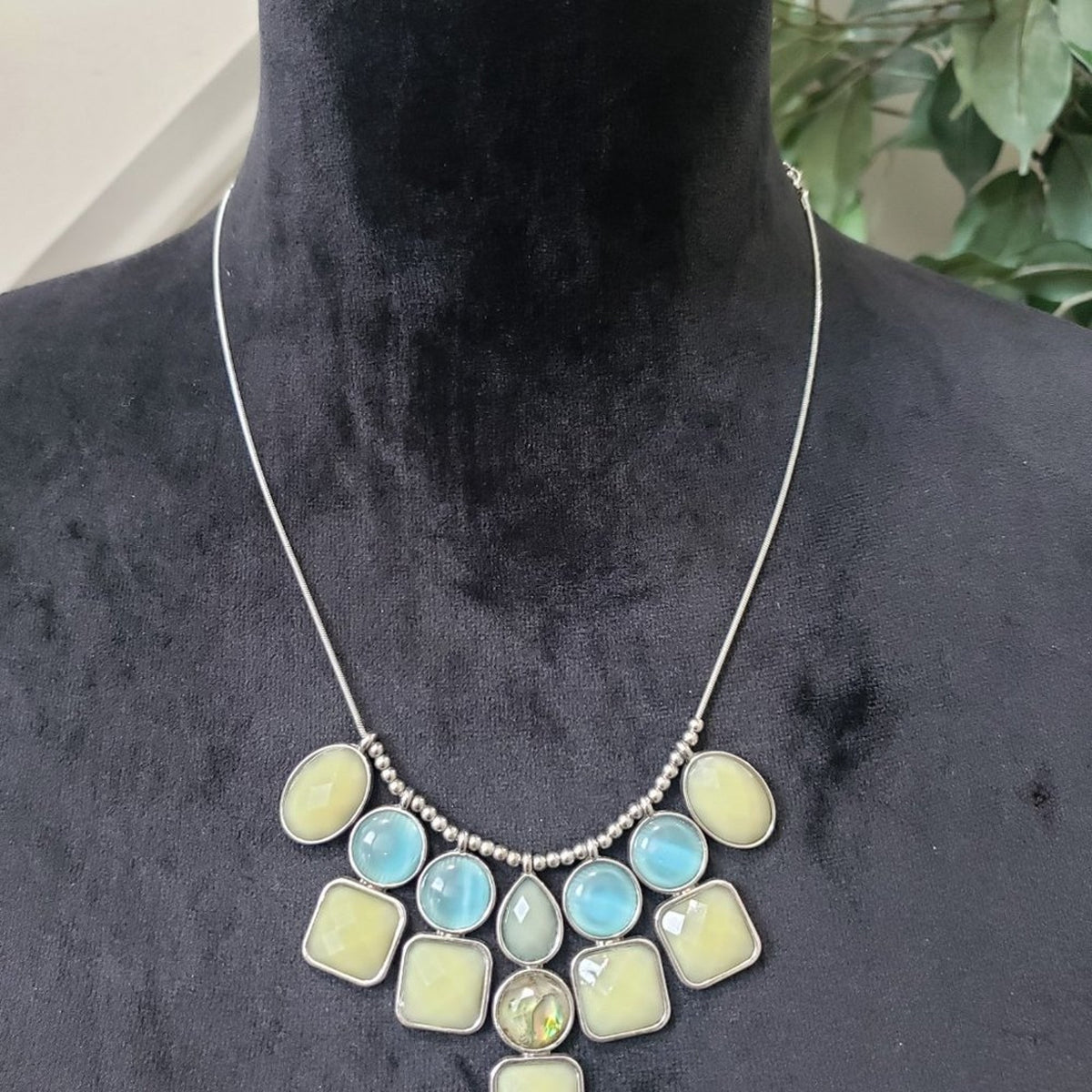 Green Blue Acrylic Bead Necklace Square Round Dangles Bib Silver Tone