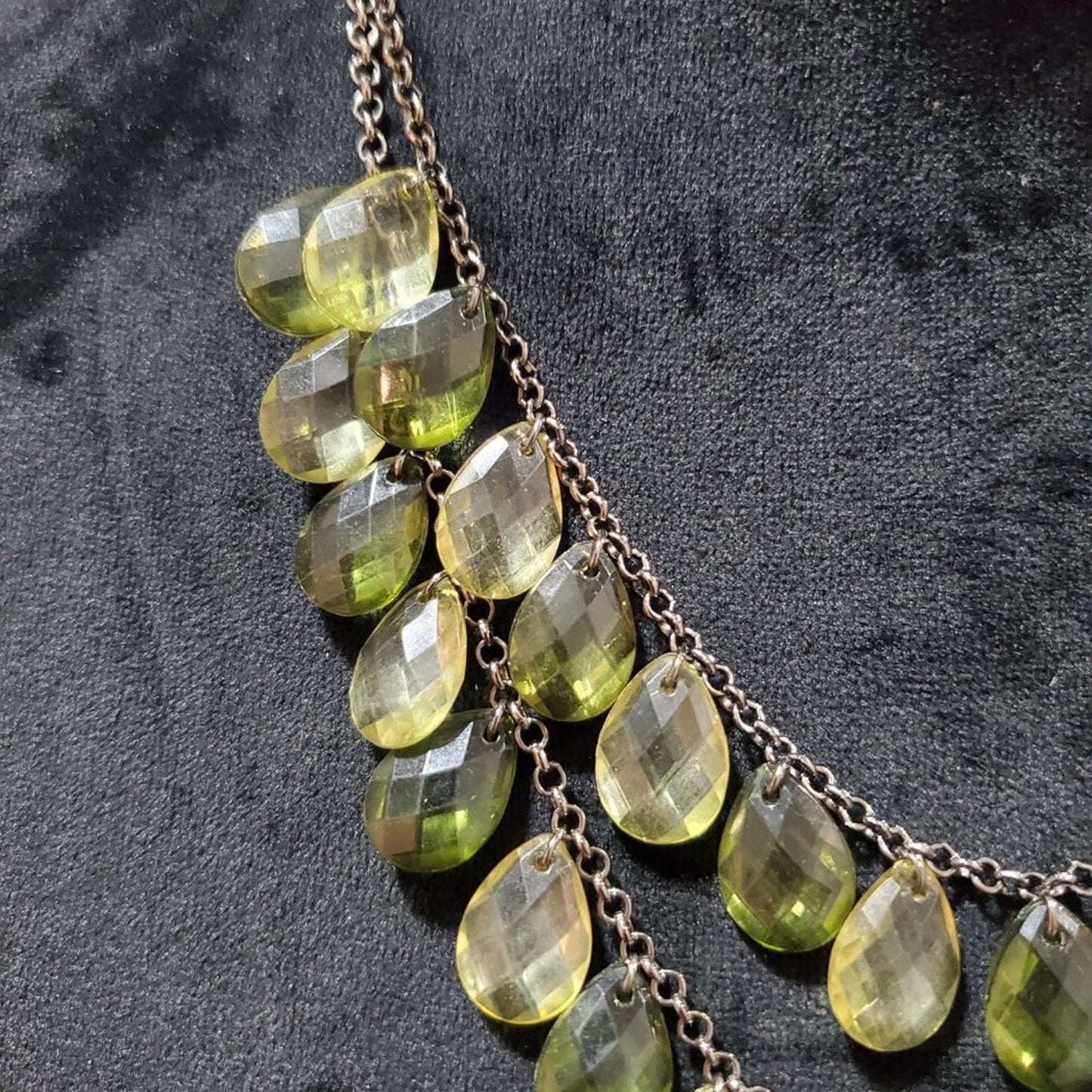 Women's Green Water Drop Charm Beaded Chain Pendant Necklace