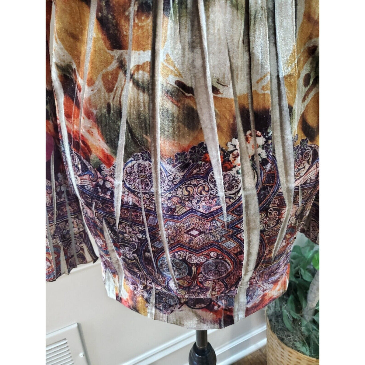 Live and Let Live Women Multicolor Polyester V-Neck Long Sleeve Top Blouse XL