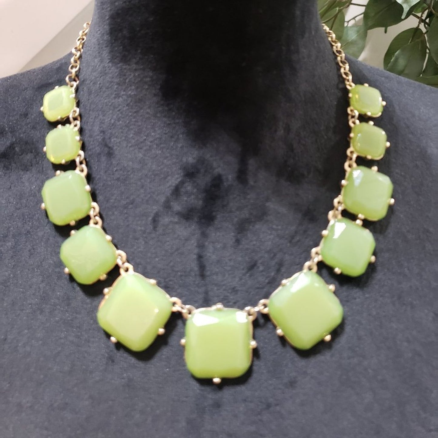 Womens Large Faceted Green Stone Statement Necklace
