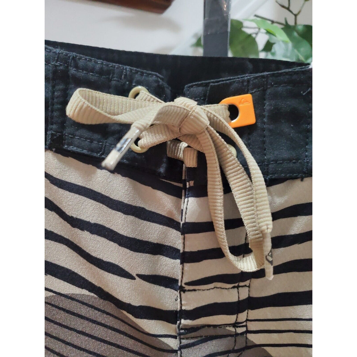 Quick Silver Men's Beige Polyester Logo Print Pull On Swimwear Shorts Size 30