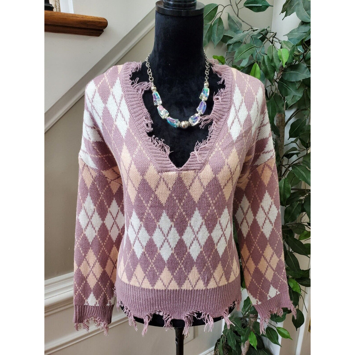 Just Polly Cropped Fringe Purple Long Sleeve V-Neck Pullover Knit Sweater Medium