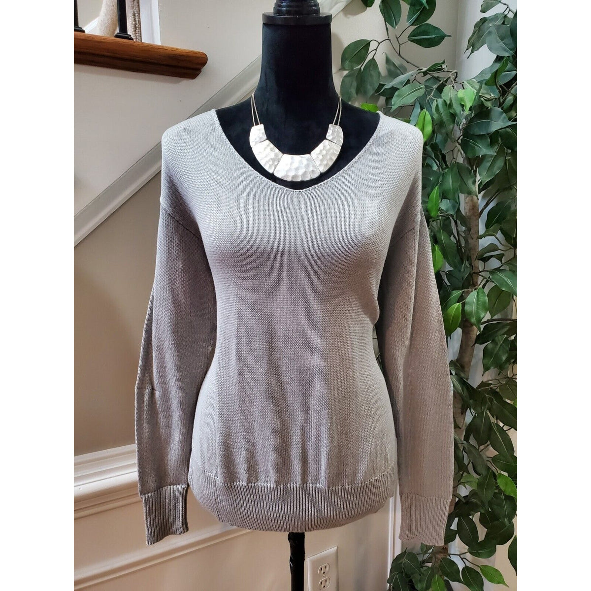 Cotton Emporium Knot Back Sweater Gray Knit Womens V Neck Size Small