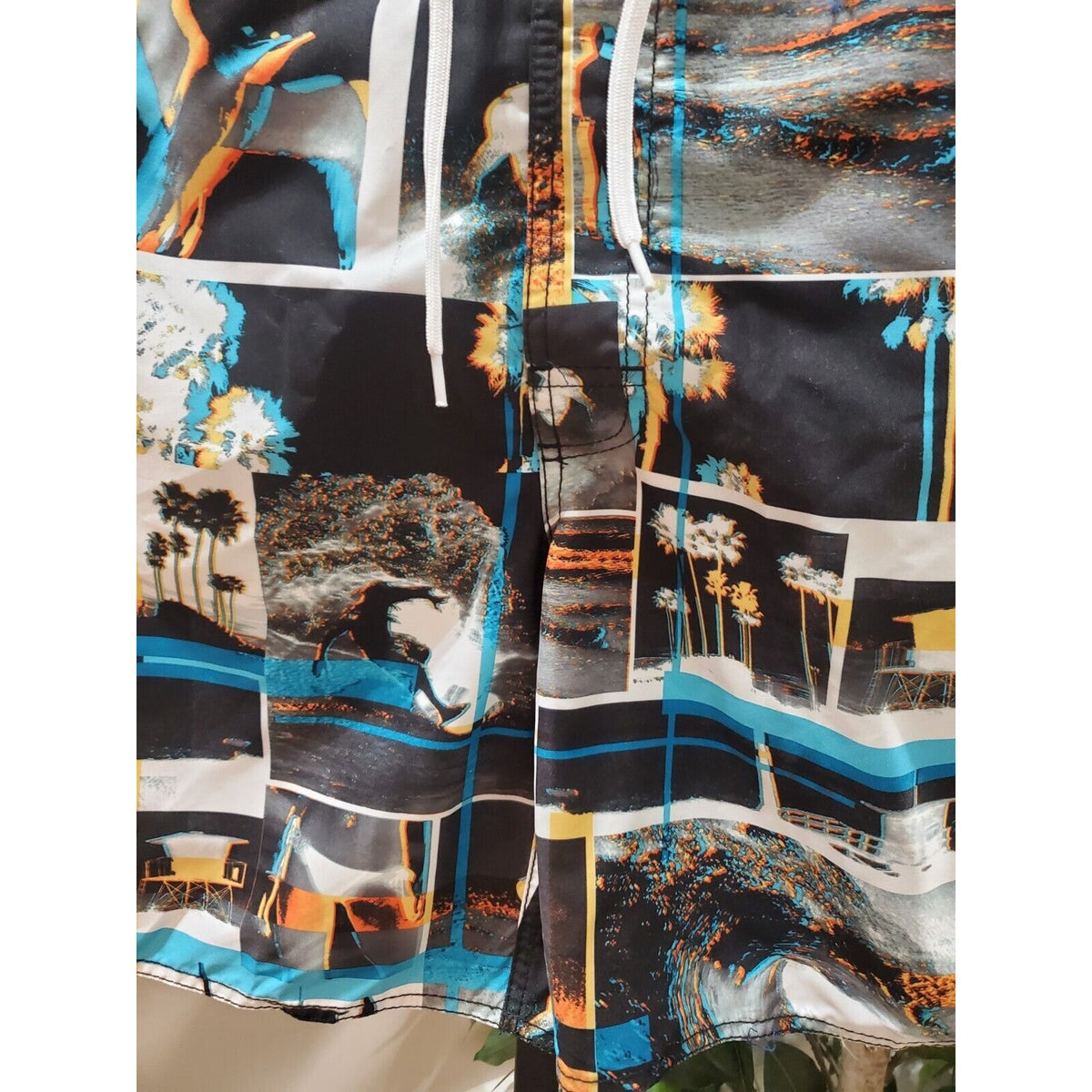 Roundtree & Yorke Men's Multicolor Polyester Pull On Stretch Swimwear Shorts XL