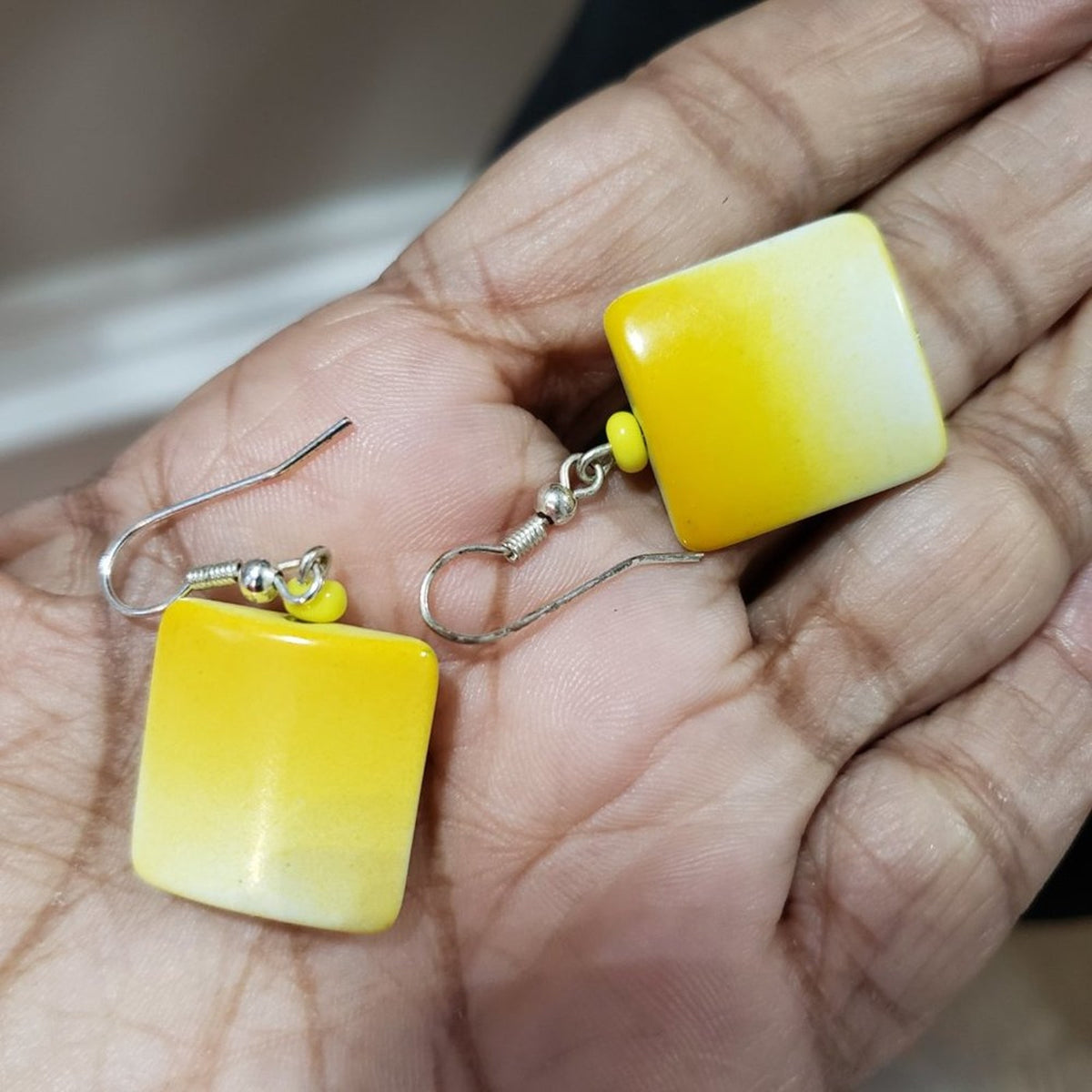 Women Yellow Square Stone with Lobster Clasp Necklace with Earings