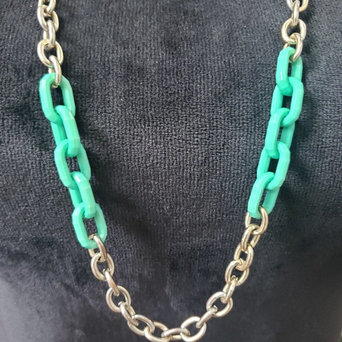 DEB Womens Vintage Green Turquoise Linked Gold Plated Chain Necklace