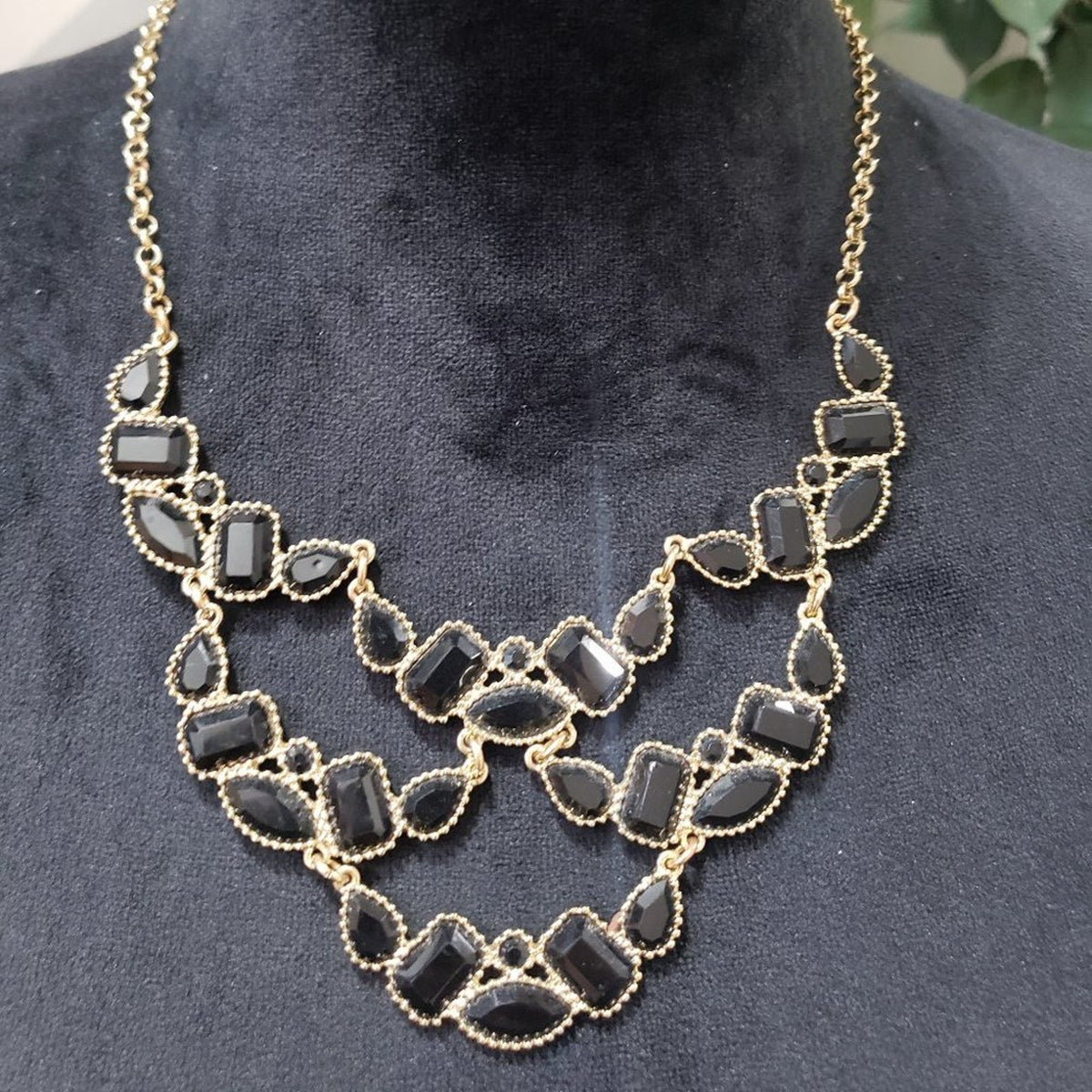 Women's Gold Tone Metal Link Chain Black Crystal Inset Articulated Bib Necklace