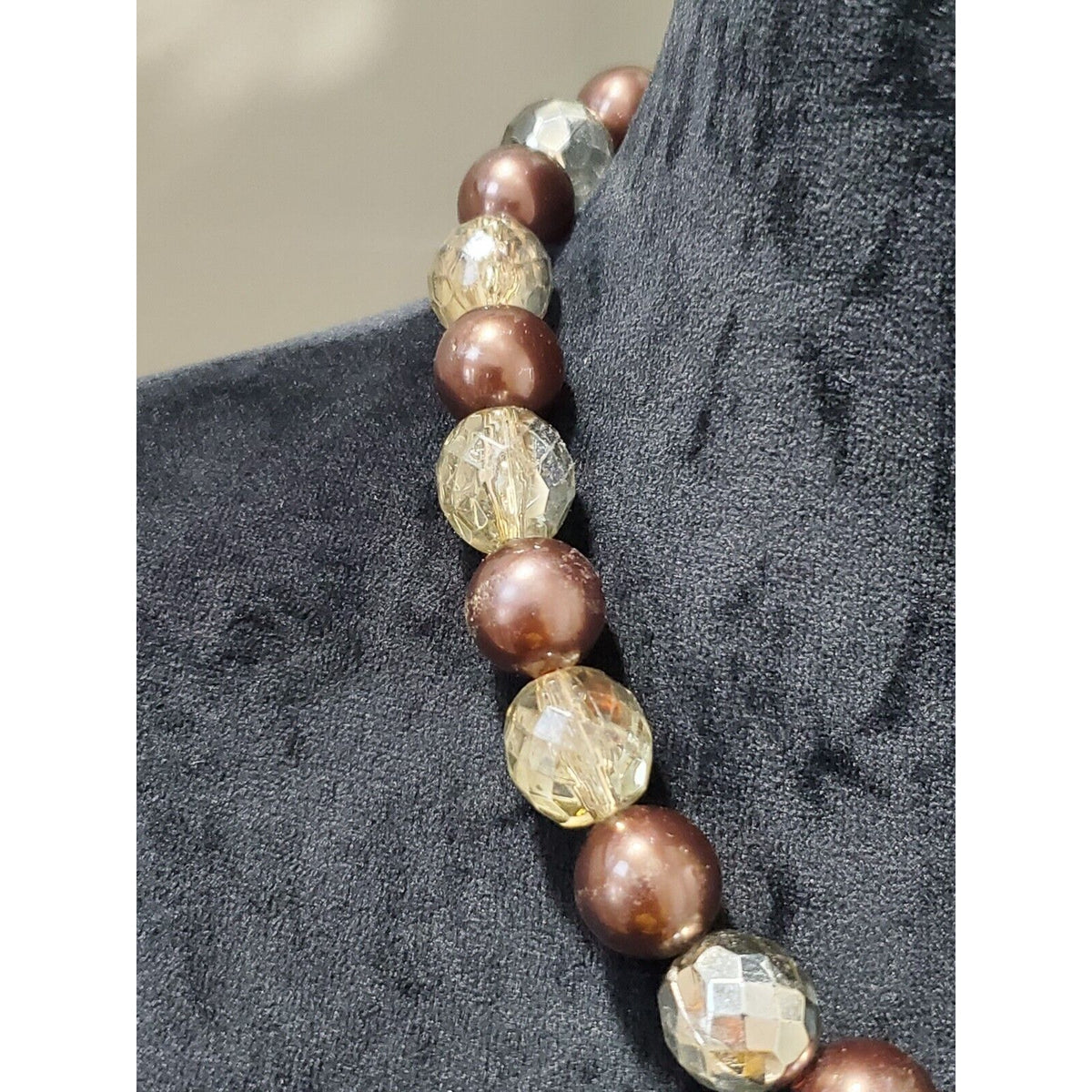 Women's Faux Pearl Round Bubble Glitzy Topaz Rhinestone Beaded Stylish Necklace