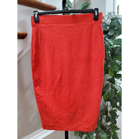Banana Republic Women's Red Rayon Pencil & Straight Knee Length Skirt Size Small