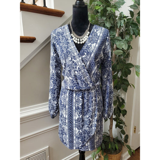 Charlotte Russe Womens Blue White Paisley Long Sleeve V-Neck Knee Length Dress L