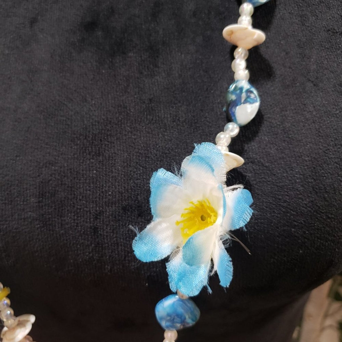 Womens Fashion Faux Pearl, Soft Shell, Flower Beaded Teardrop Necklace