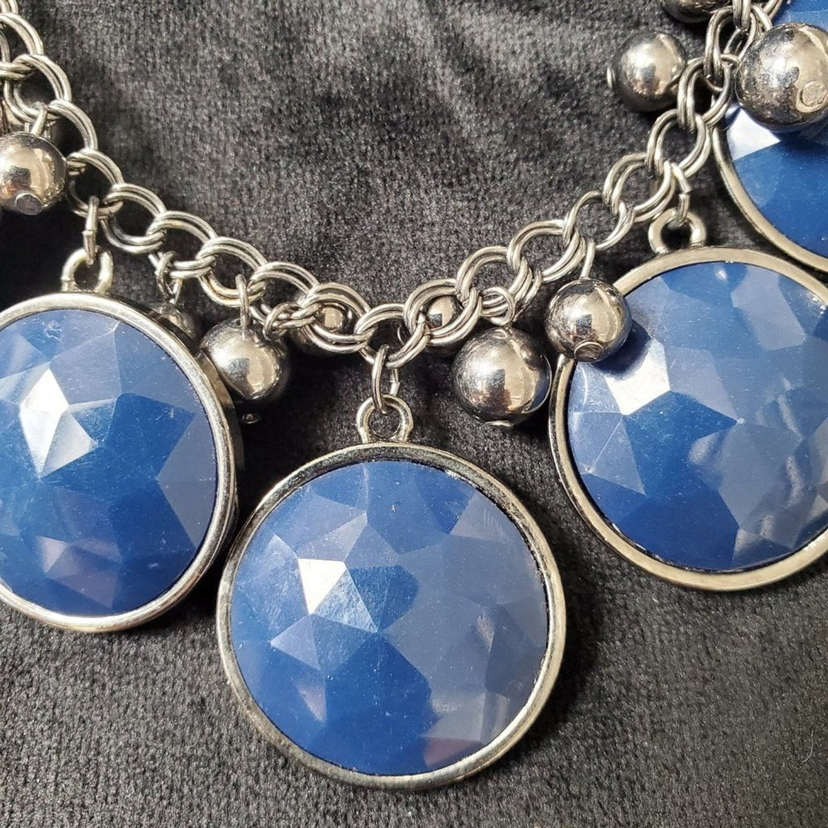 Womens Silver Tone Blue Round Ston with Lobster Clasp Jewelry Necklace