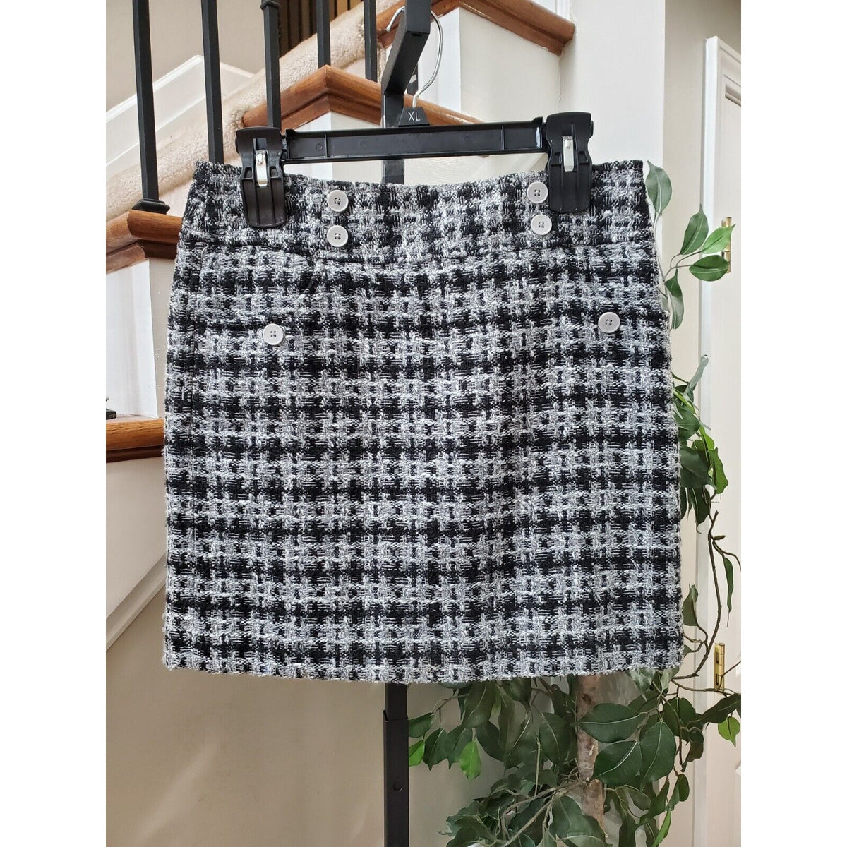 Loft Women's Black & Gray Polyester Tweed Straight Mini Skirt Size 2 Petites