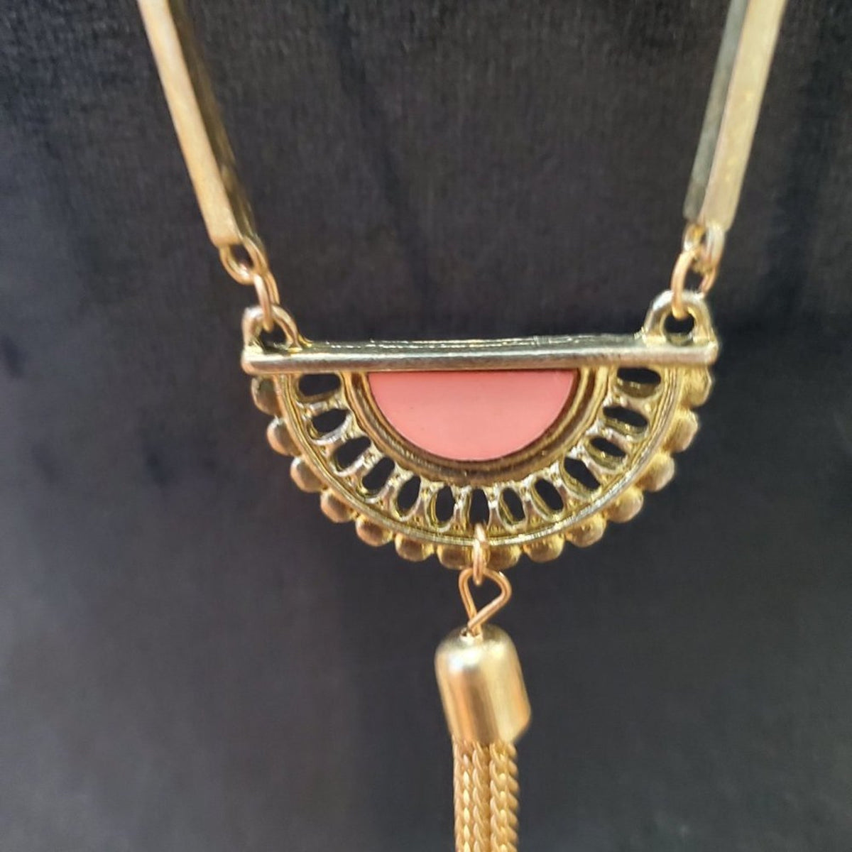 Womens Pink Semicircle Stone Kallaite Malachite Metal Tassels Pendant Necklace