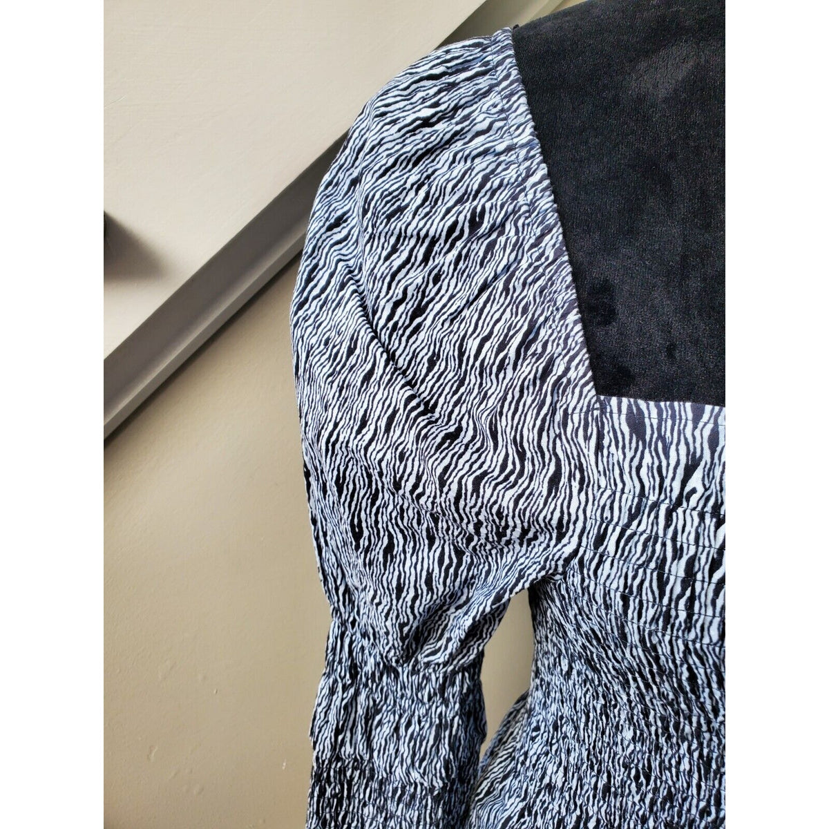 Top Shop Women Gray 100% Cotton Square Neck Long Sleeve Casual Top Blouse Size 4