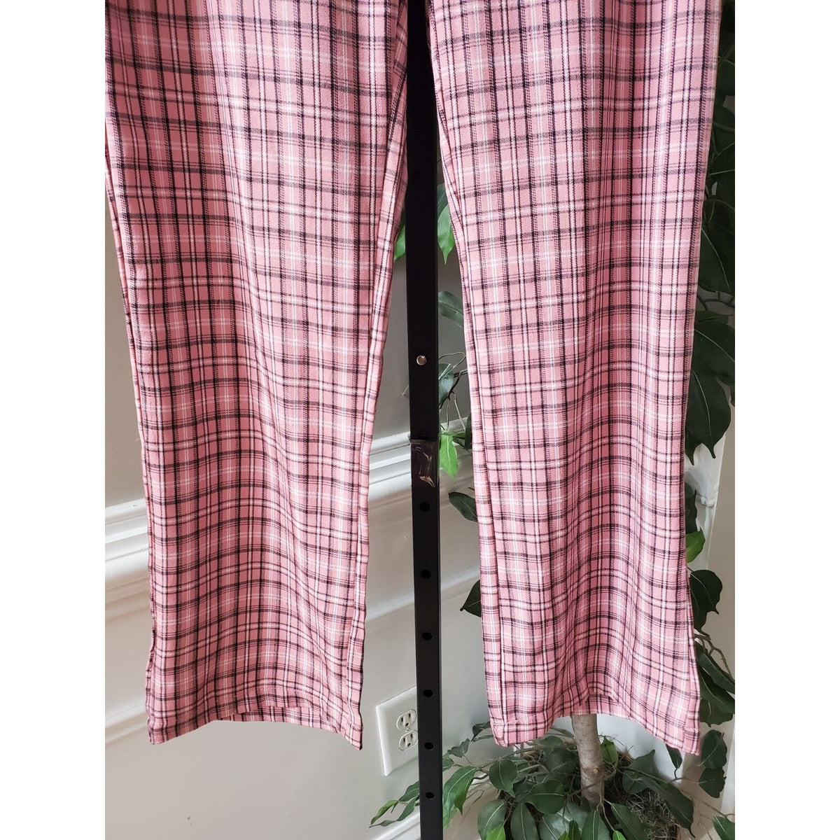SheIn Womens Pink Plaid Polyester Slash Pockets Casual Straight Leg Pants Small