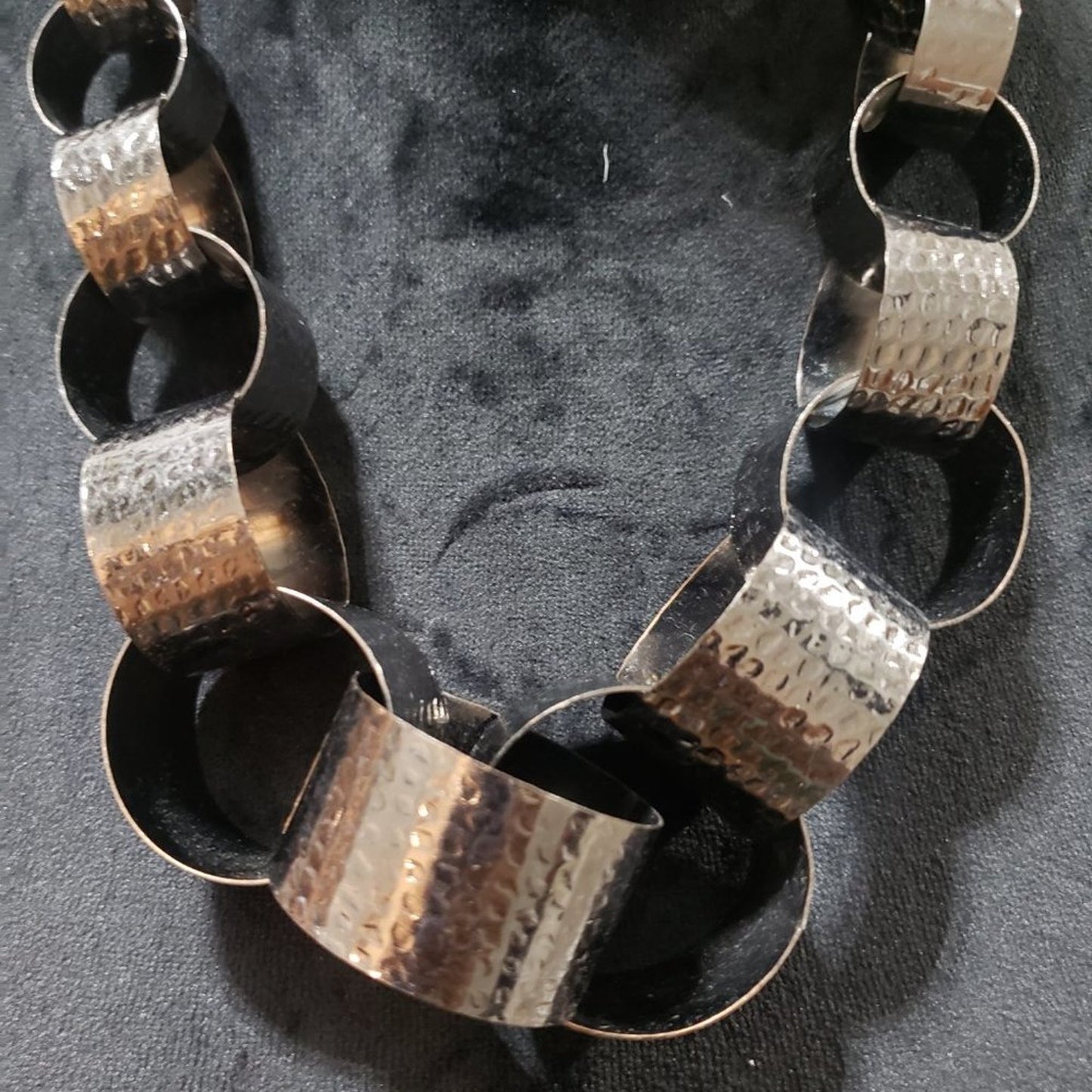 Womens Silver Multi Link Circle With Lobster Clasp Necklace
