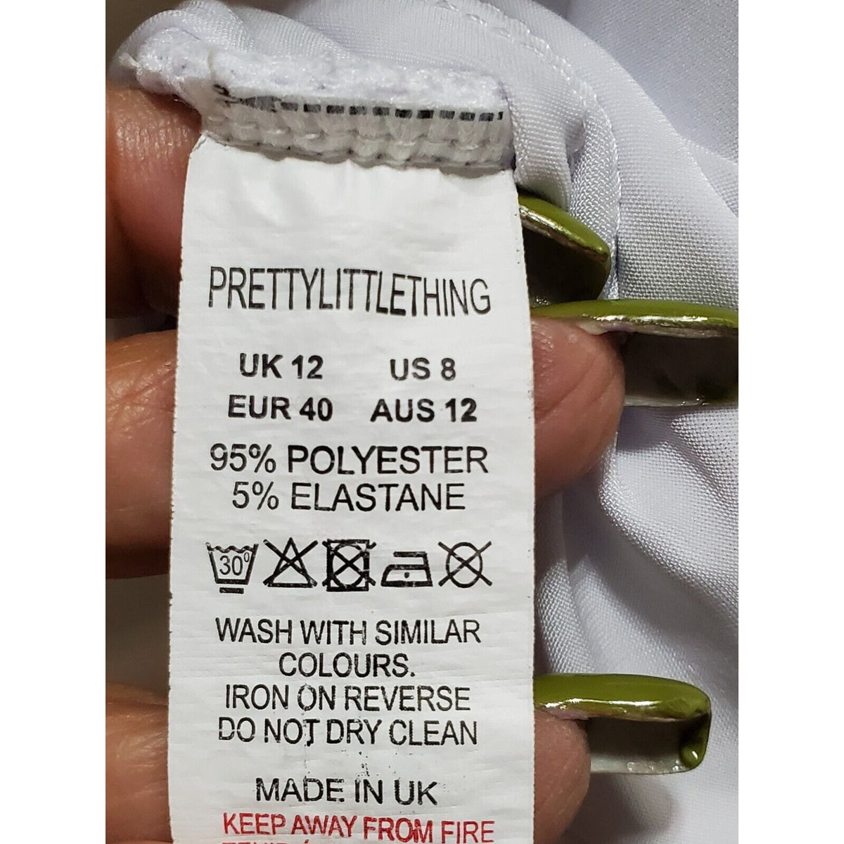 Pretty Little Thing Women's White V-Neck Long Sleeve Knee Length Dress Size 8