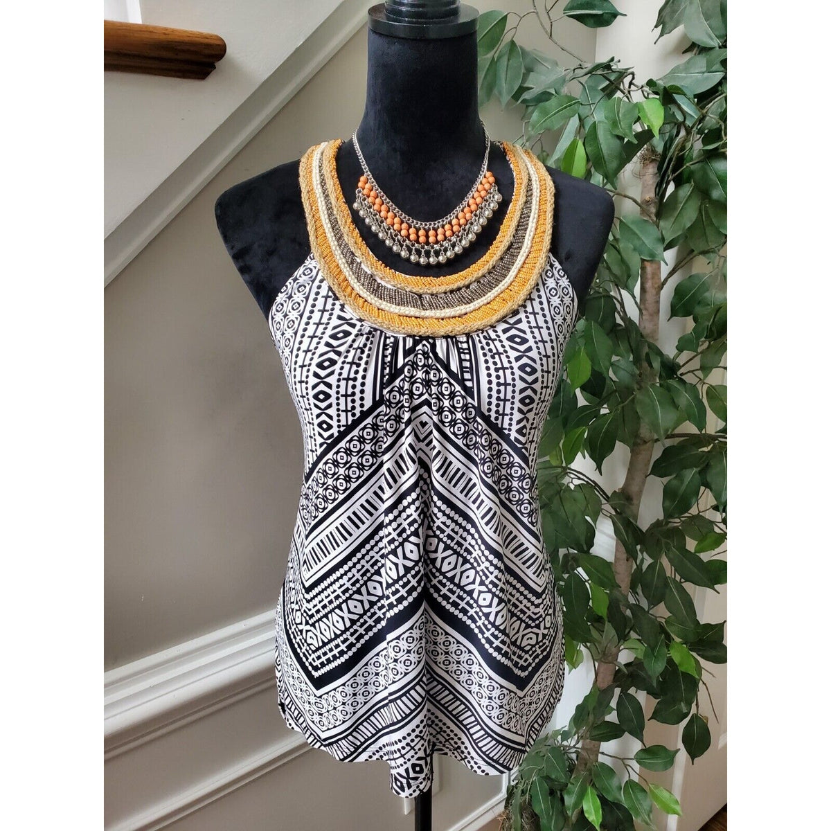 INC Black & White Rope Beaded Round Neck Sleeveless Casual Top Blouse Size M