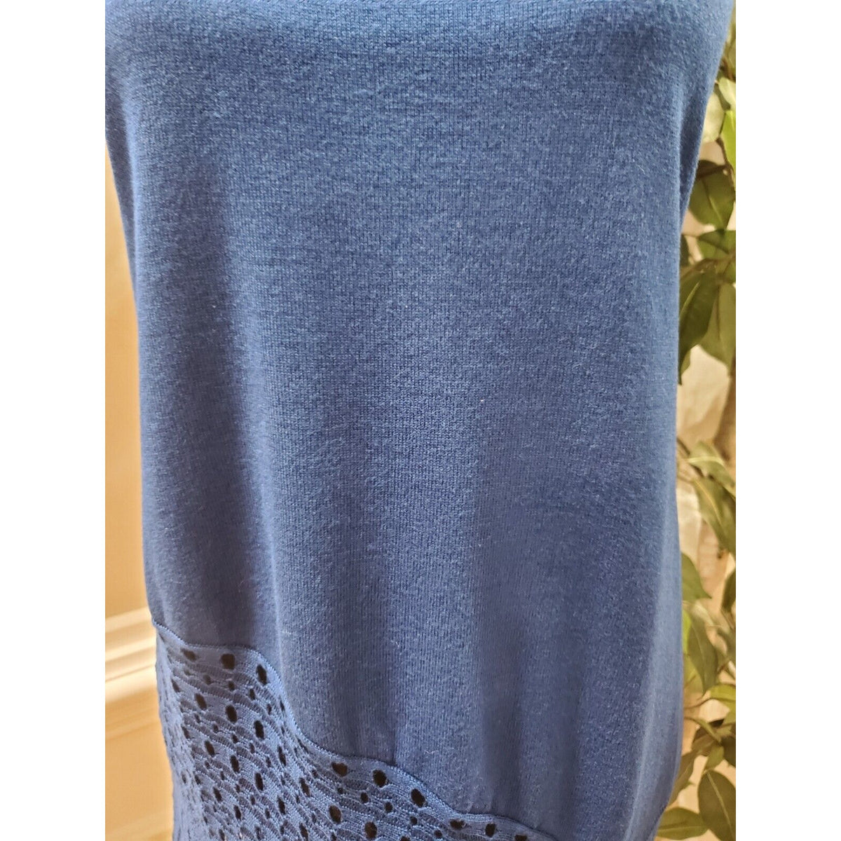 Grace Elements Women's Blue Rayon Scoop Neck Sleeveless Casual Top Blouse Size M