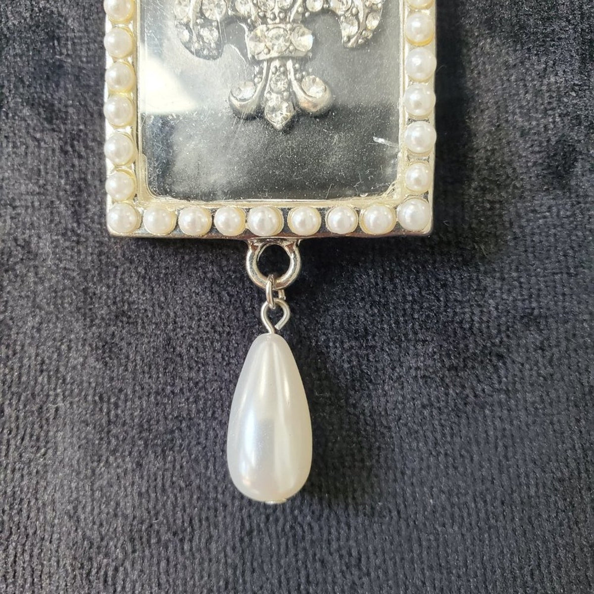 Women's White Faux-Pearl Round Beads Charm Pendant Necklace