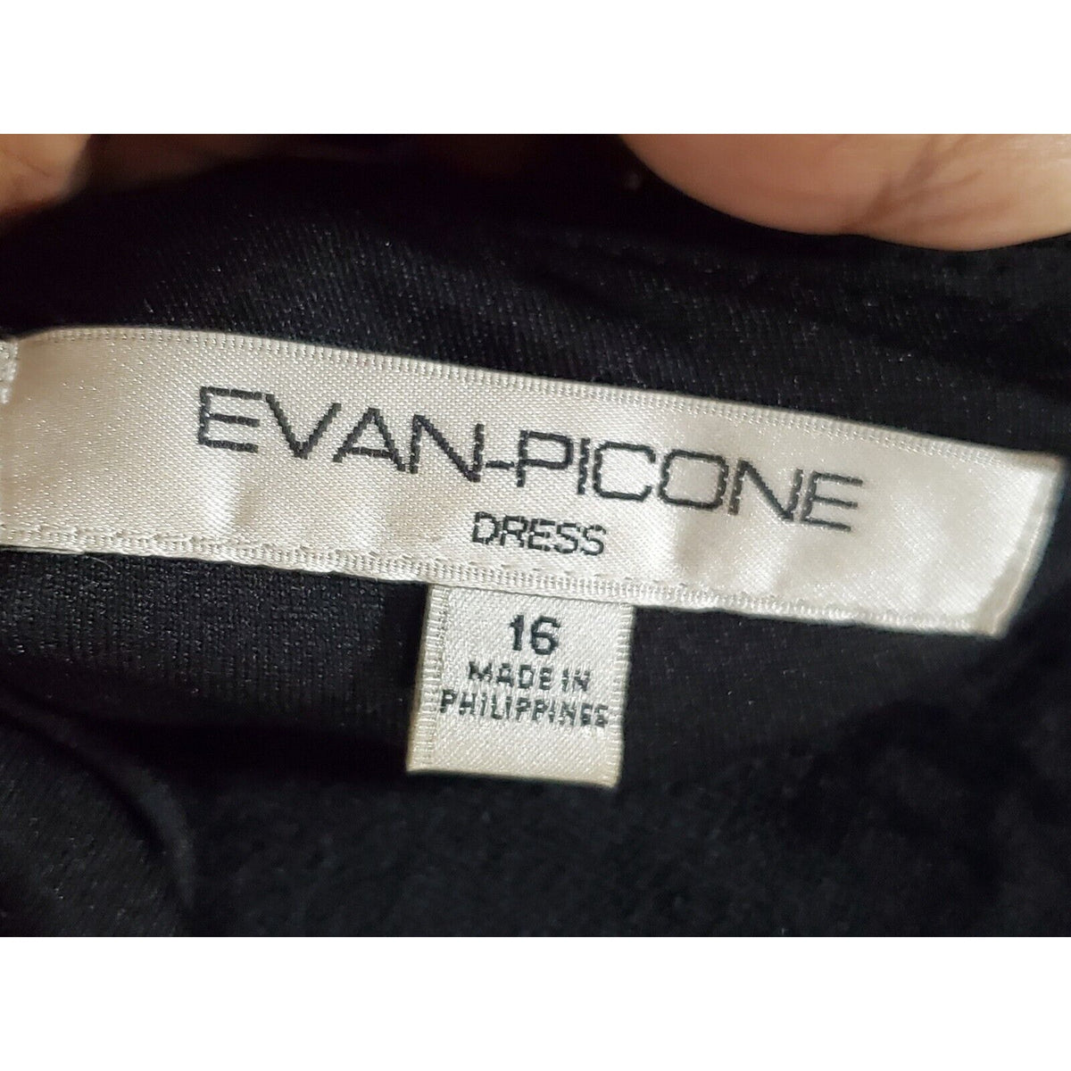 Evan-Picone Women's Black Polyester Round Neck Long Sleeve Knee Length Dress 16