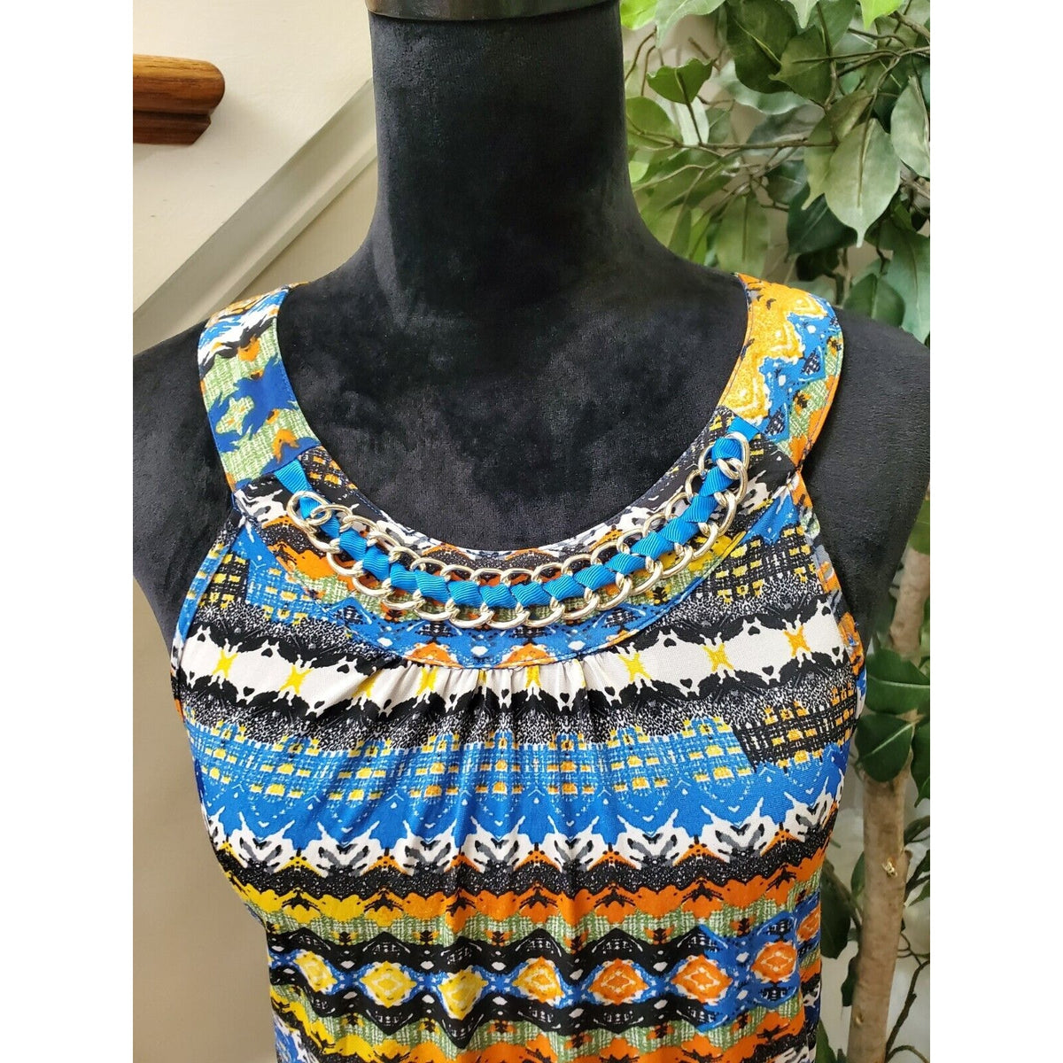 Mlle Gabrielle Women's Multi Round Neck Sleeveless Knee Length Dress Size 1X