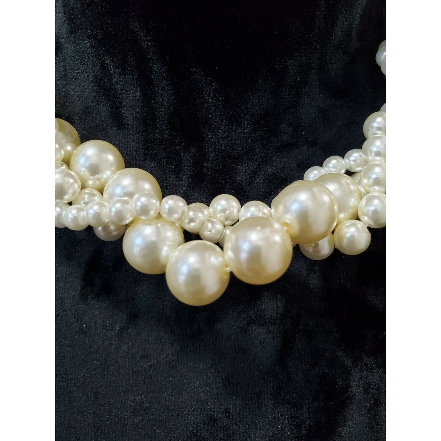 Double Layered White Pearl Fashion Necklace