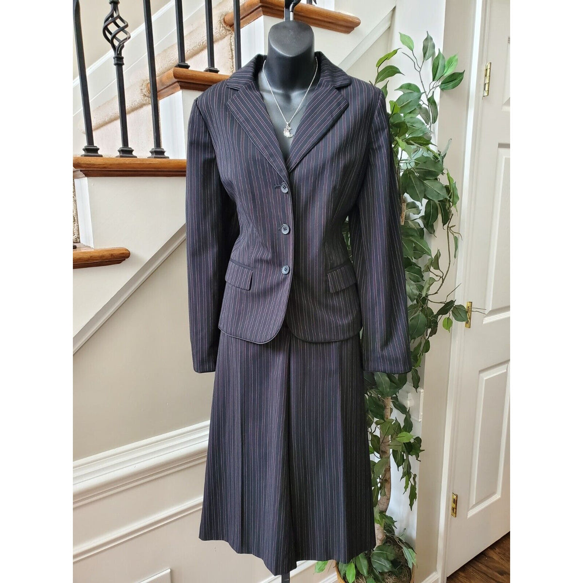 Covington Blue Striped Polyester Single Breasted Blazer & Skirt 2 Piece Suit 10