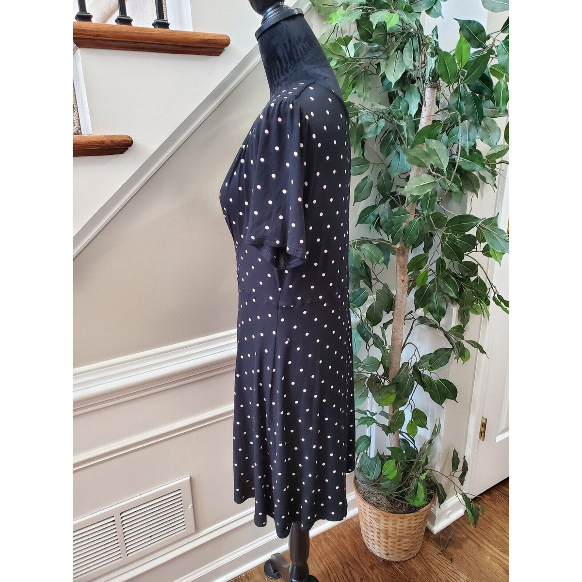 Miss Selfridge Women's Black Polyester V-Neck Short Sleeve Knee Length Dress 12