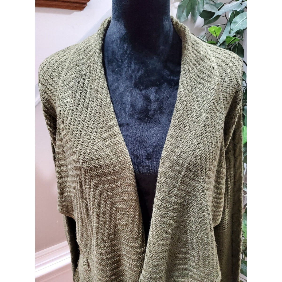 Signature 1 Studio Women Olive Green Acrylic Long Sleeve Open Front Cardigan 1X