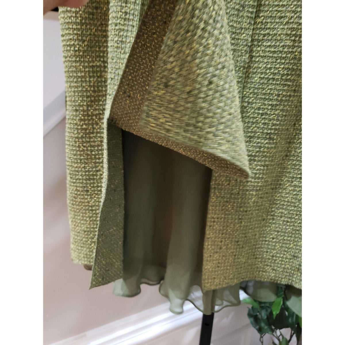 Anne Klein Women's Green Polyester Casual Back Zipper Knee Length Skirts Size 10