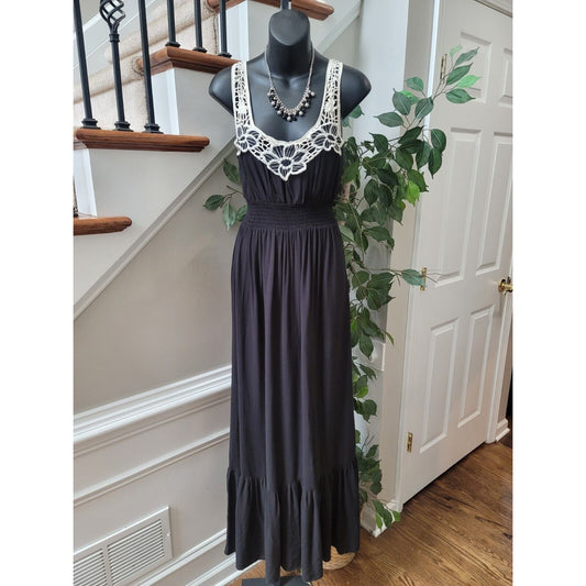 As U Wish Women's Black Solid Polyester Scoop Neck Sleeveless Long Maxi Dress M