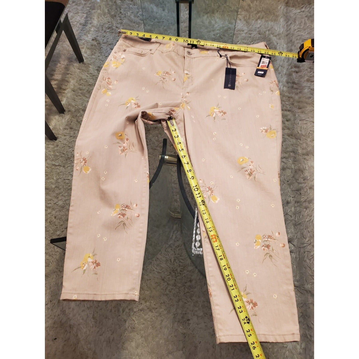 Bandoline Women's Beige Floral Cotton Straight Leg Flat Front Pants Size 24W