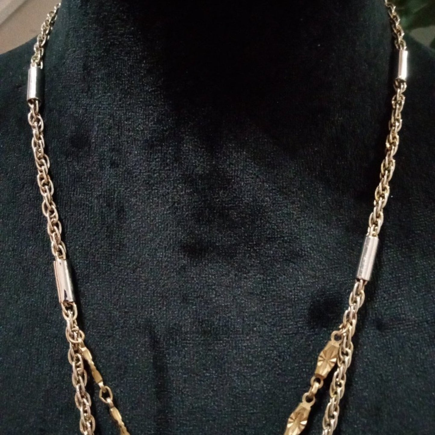 Womens Modern Fashion Chunky Gold Tone Carved Pendant Necklace with Magnetic Cla