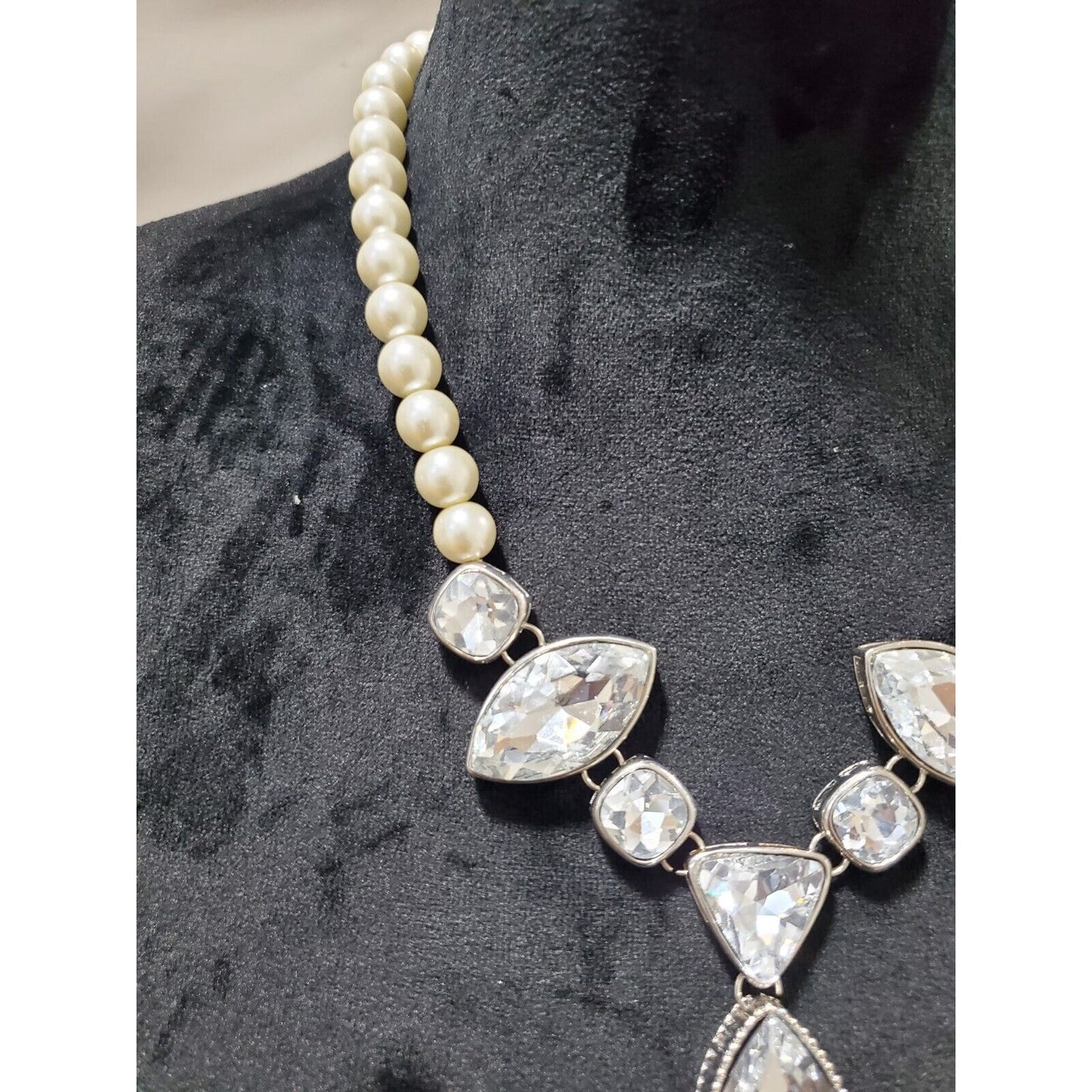 Traci Lynn Women's Crystal Stones & Round Pearl Beading Bridal Stylish Necklace