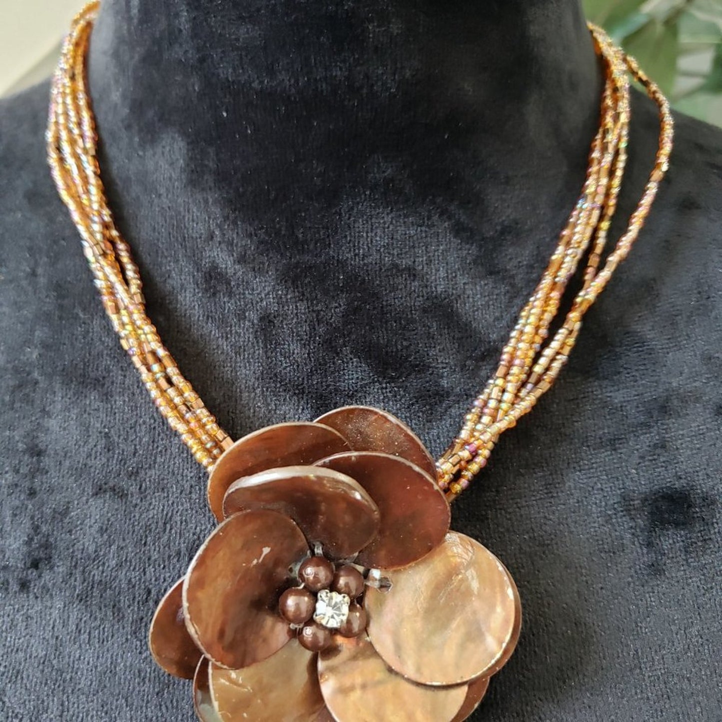 Vintage Beautiful Vintage Brown Flower and Beaded Pendant Necklace